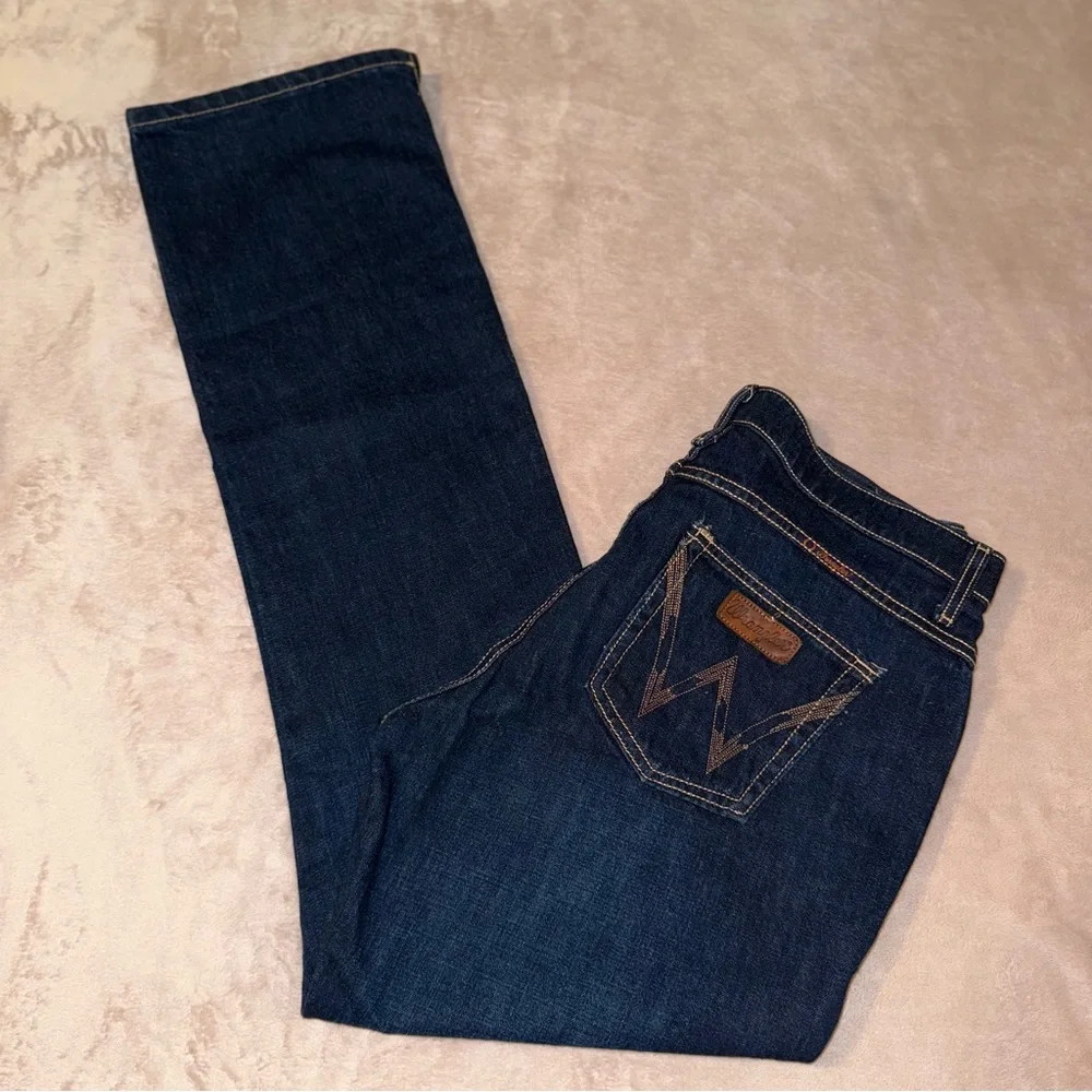 Wrangler cash no gap waistband  bootcut Jean size 11/12/L34